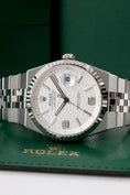 Bild in Galerie-Betrachter laden, Rolex Land-Dweller 40 127334 - Thumbnail

