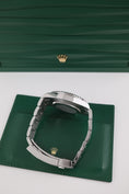 Load image into gallery viewer, Rolex Submariner No Date 124060 - Detailed view 6
