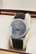 Bild in Galerie-Betrachter laden, Patek Philippe Annual Calendar 5146G-010 - Detailansicht 1
