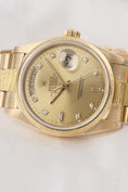 Load image into gallery viewer, Rolex Day-Date 36 18078 - Detailed view 2
