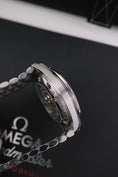 Load image into gallery viewer, Omega Speedmaster Professional Moonwatch 310.30.42.50.04.001 - Detailed view 6
