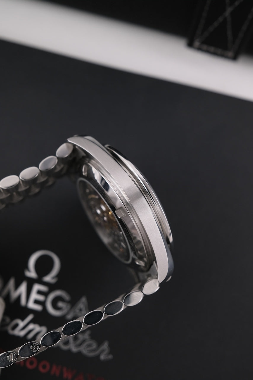 Omega Speedmaster Professional Moonwatch 310.30.42.50.04.001 - Detailed view 6