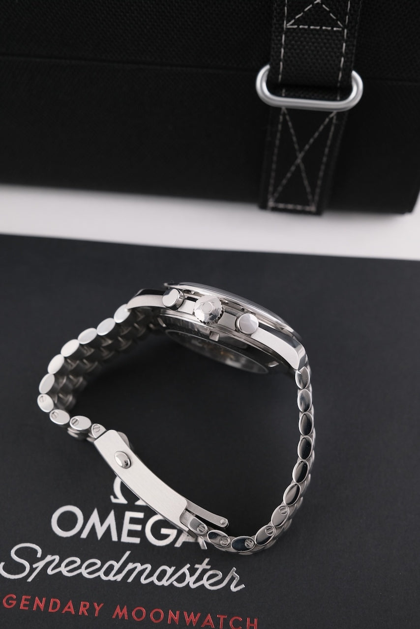 Omega Speedmaster Professional Moonwatch 310.30.42.50.04.001 - Detailed view 5