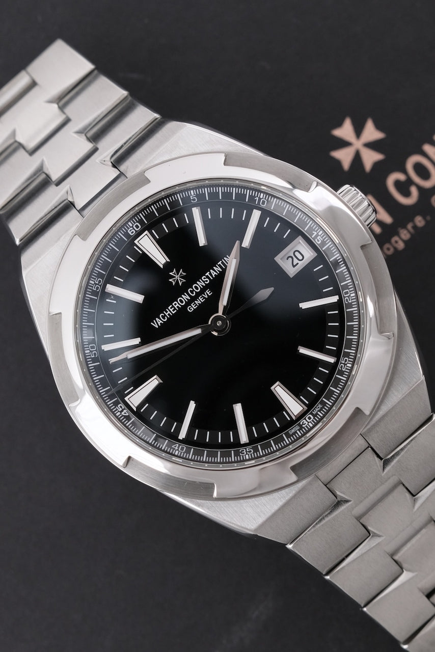 Vacheron Constantin Overseas 4500V/110A-B483 - Vue détaillée 4