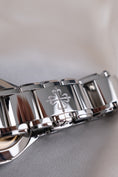 Bild in Galerie-Betrachter laden, Patek Philippe TWENTY~4 AUTOMATIC 7300/1200A-010 - Detailansicht 6
