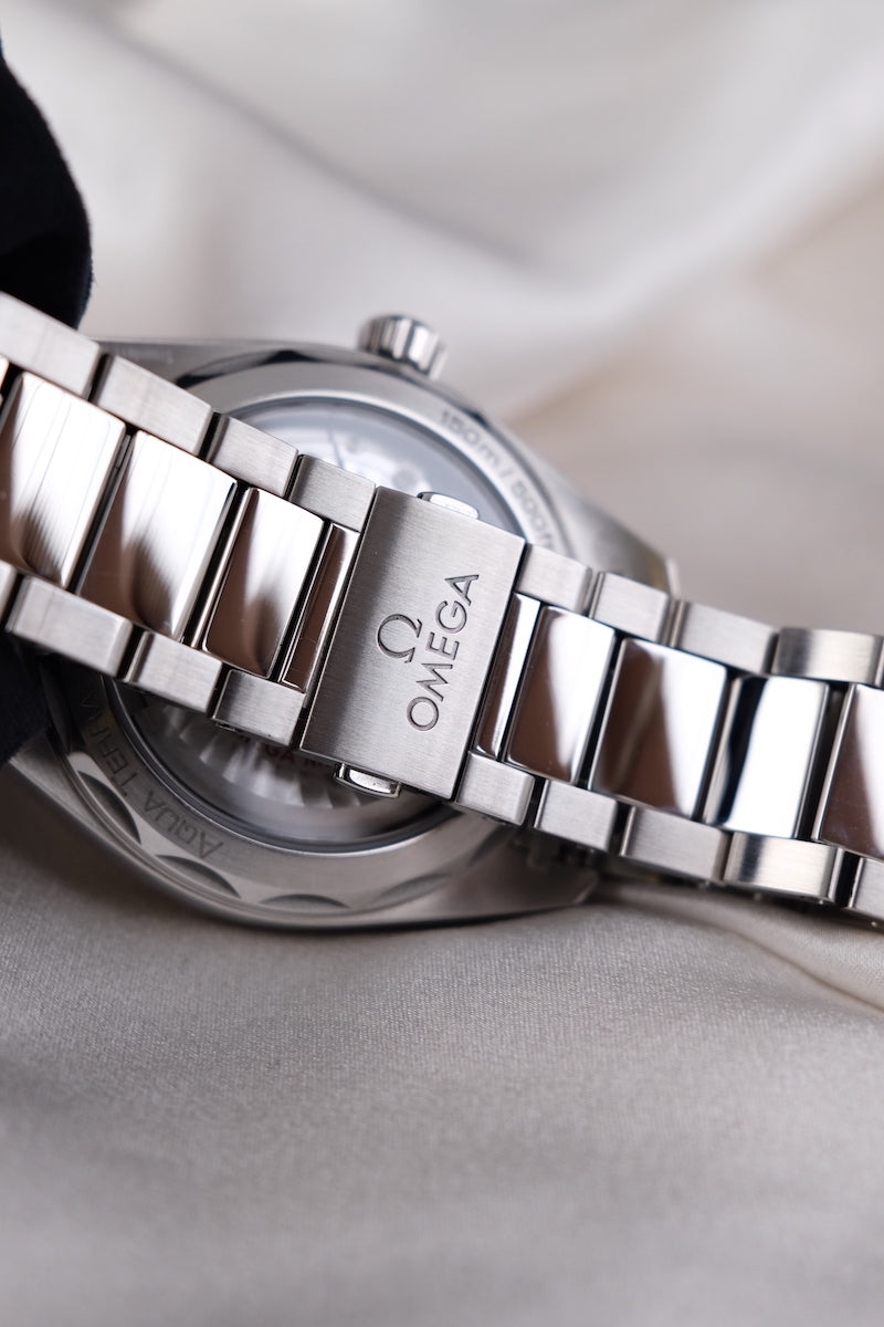 Omega Seamaster Aqua Terra 150M 22010412110001 - Detailansicht 7