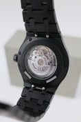 Bild in Galerie-Betrachter laden, Maurice Lacroix AIKON Automatic Ceramic 42 AI6008-CRM22-330-2 - Detailansicht 8
