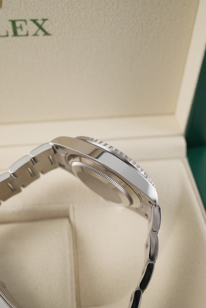 Rolex Submariner Date 126619LB - Detailansicht 6