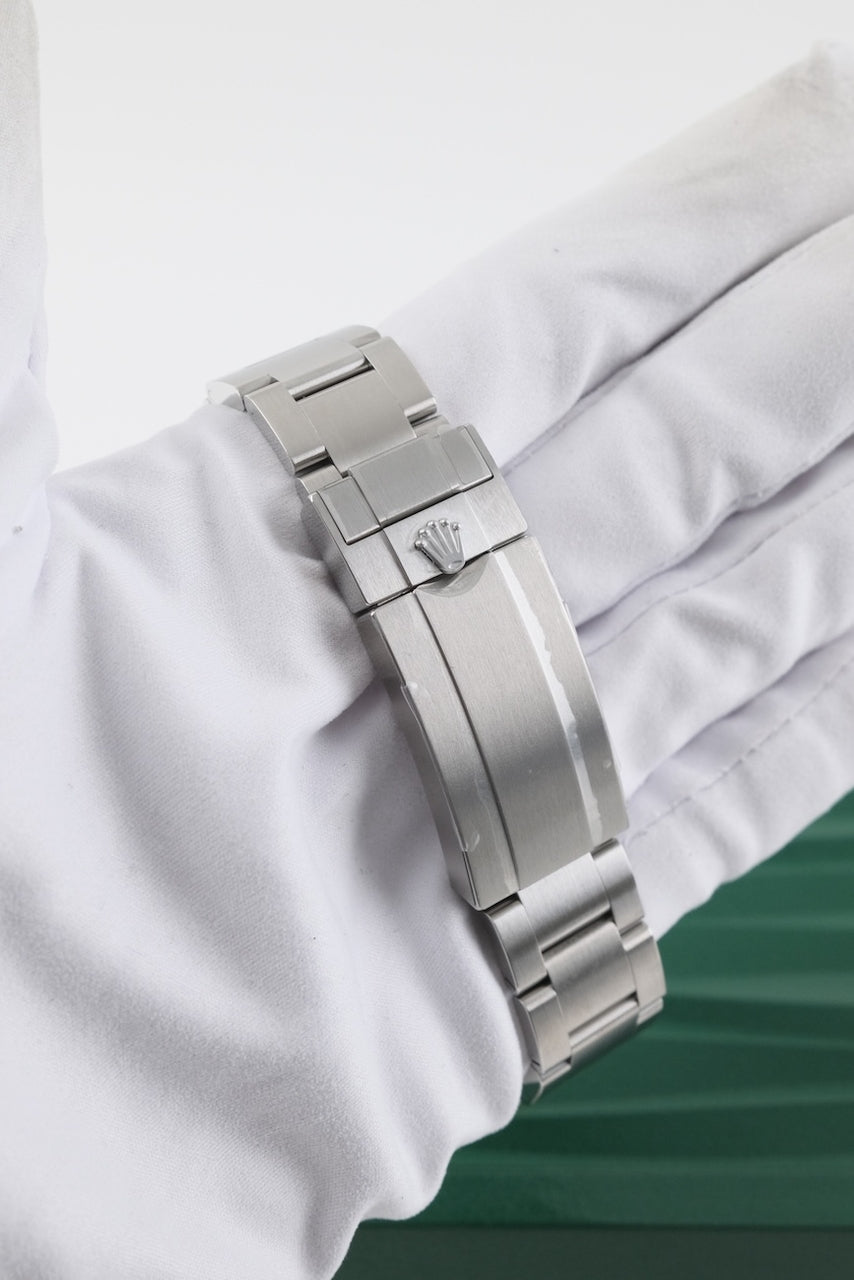 Rolex Submariner Date 126610LN - vue détaillée 7