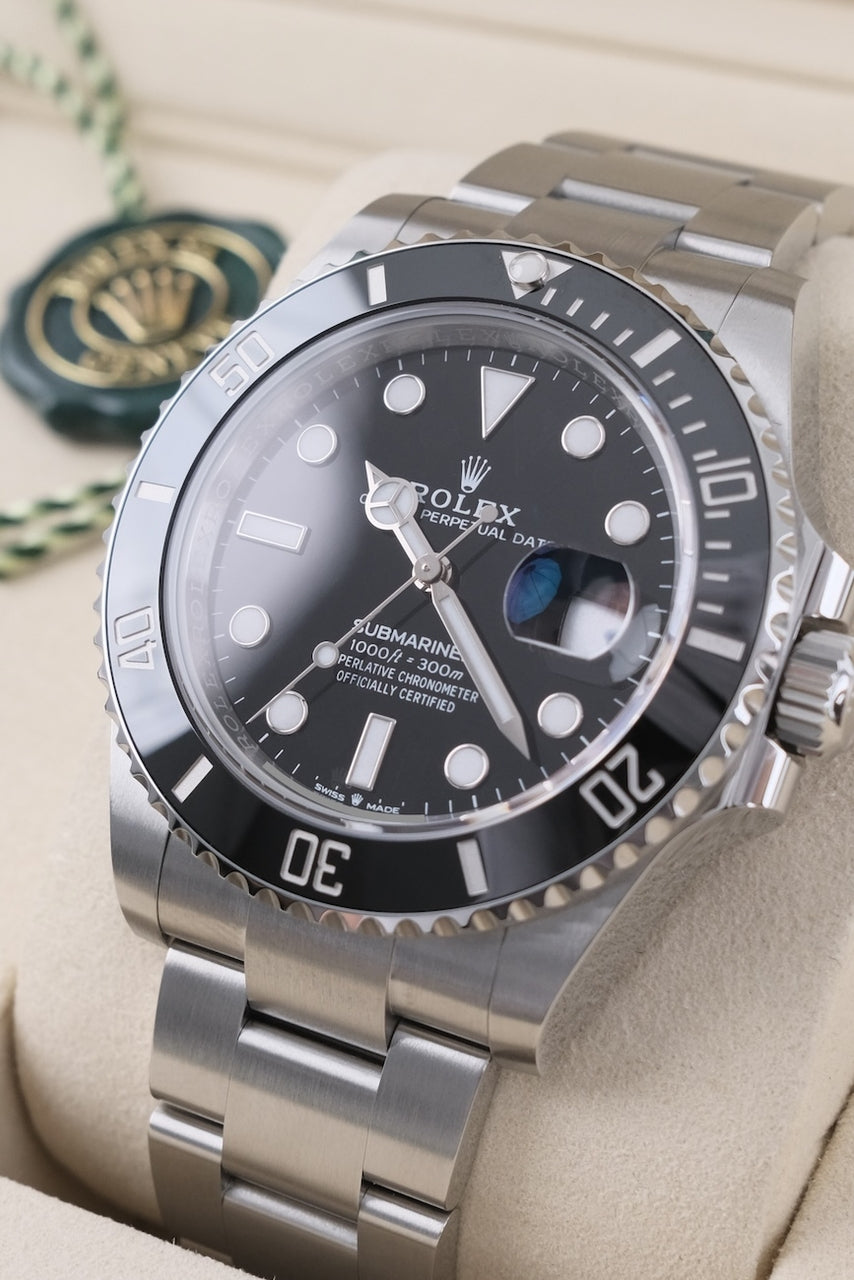 Rolex Submariner Date 126610LN - Vue détaillée 3