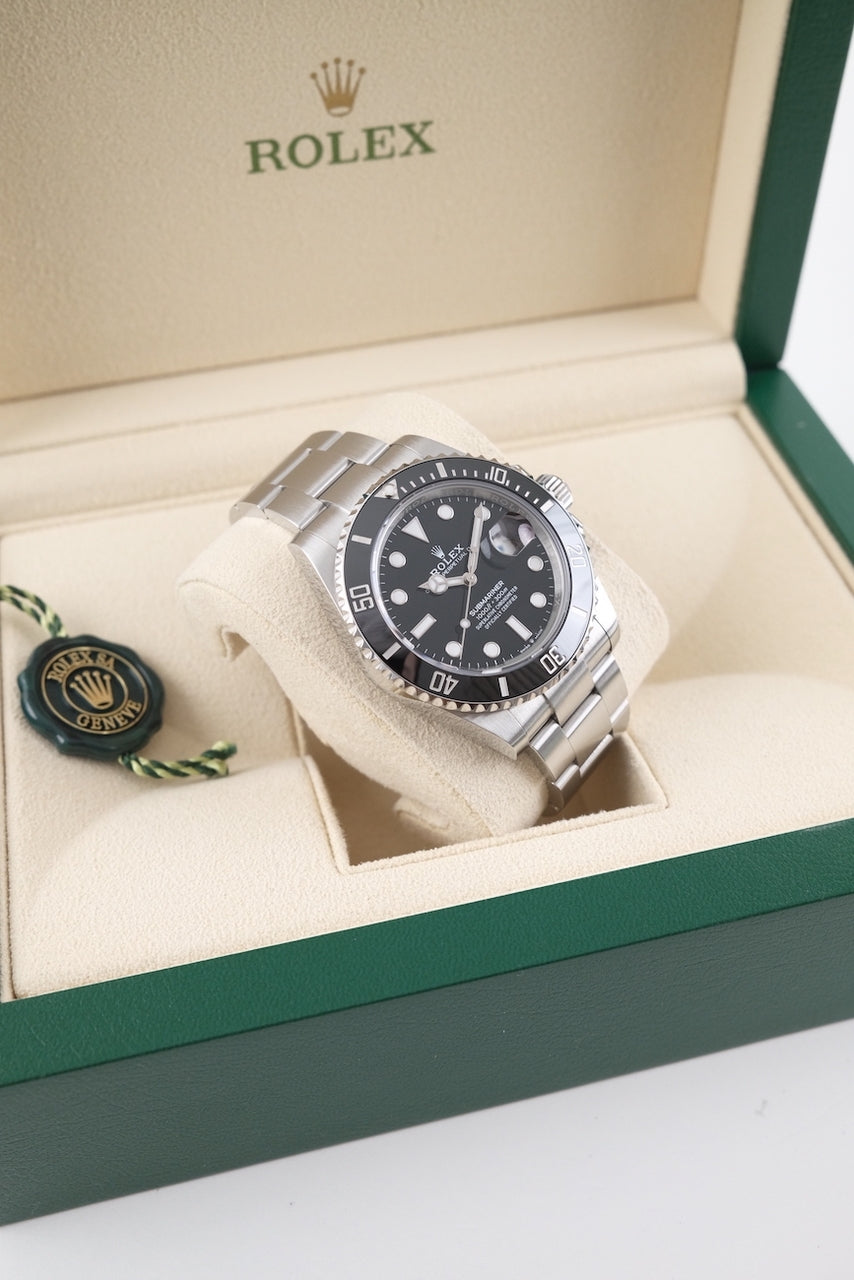 Rolex Submariner Date 126610LN - Detailansicht 1