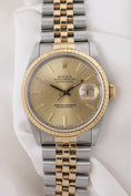 Załaduj obraz do przeglądarki galerii, Rolex Datejust 36 16233 - Thumbnail
