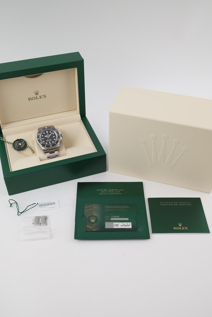 Rolex Sea-Dweller Deepsea 126660 - papers and or scope of delivery