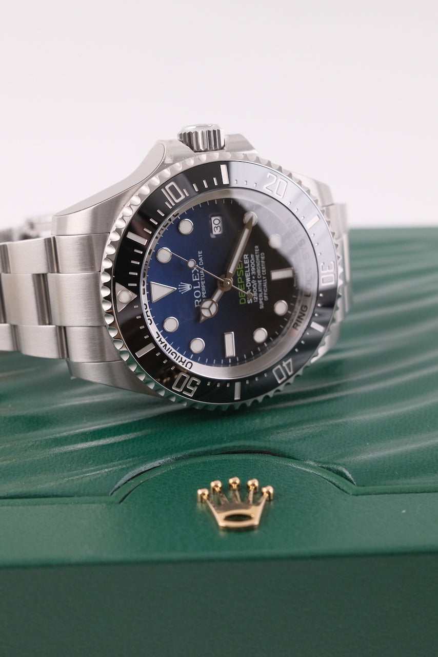 Rolex Sea-Dweller Deepsea 116660 - Detail view 9