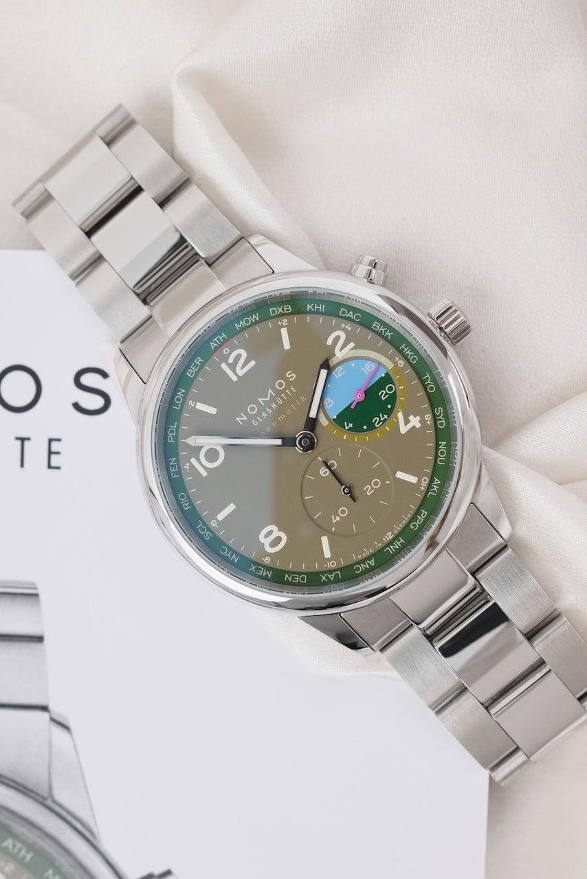 Nomos Club Sport Neomatik Weltzeit Jungle 790.S2 - Detailansicht 2