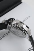 Charger l'image dans la visionneuse de galerie, IWC Chronographe portugais IW371605 - Vue détaillée 5
