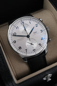 Charger l'image dans la visionneuse de galerie, IWC Chronographe portugais IW371605 - Vignette
