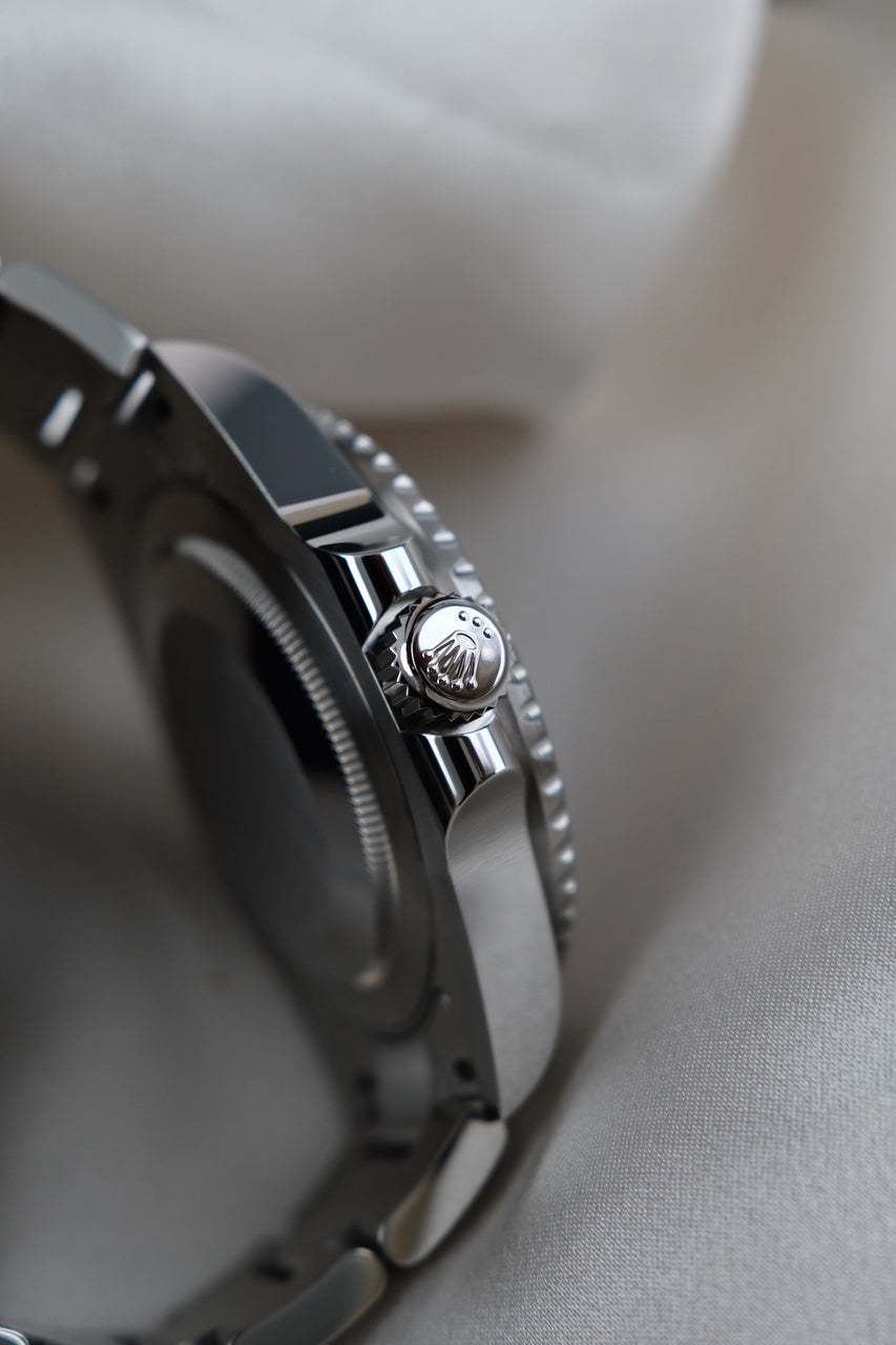 Rolex GMT-Master II Pepsi 126710BLRO - Detailansicht 8