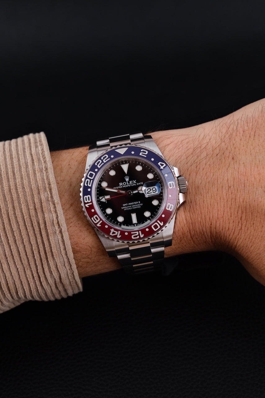 Rolex GMT-Master II Pepsi 126710BLRO - Detailansicht 12