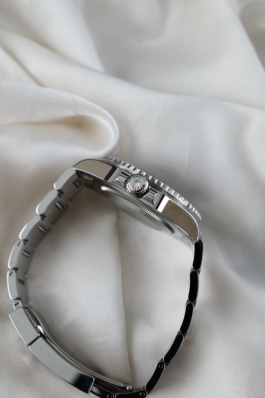 Rolex GMT-Master II Pepsi 126710BLRO - Detailansicht 9