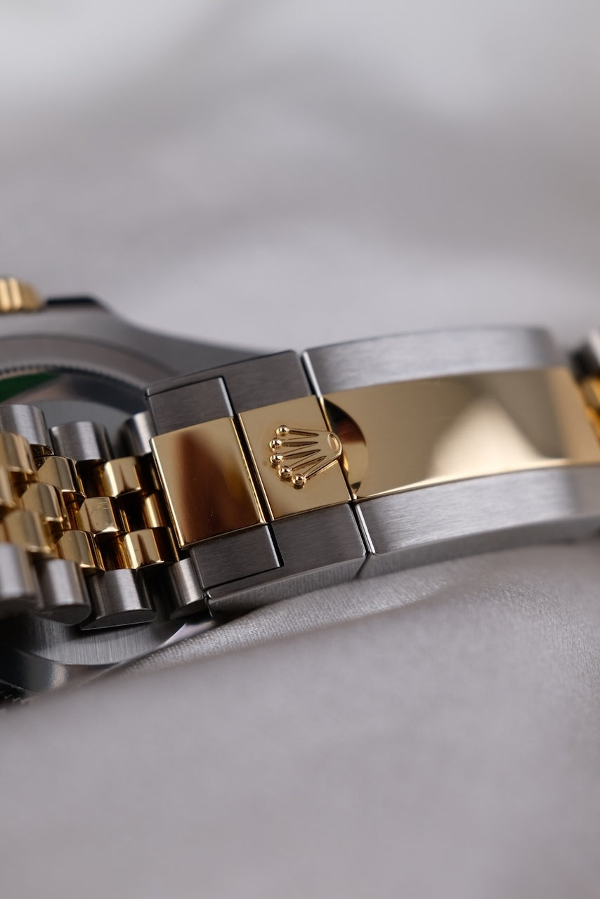 Rolex GMT Master II 126713GRNR - Detailansicht 7