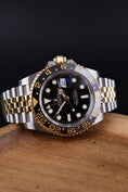 Bild in Galerie-Betrachter laden, Rolex GMT Master II 126713GRNR - Detailansicht 4
