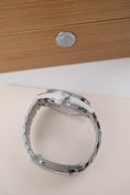Bild in Galerie-Betrachter laden, Omega Seamaster 300 23430412101001 - Detailansicht 4
