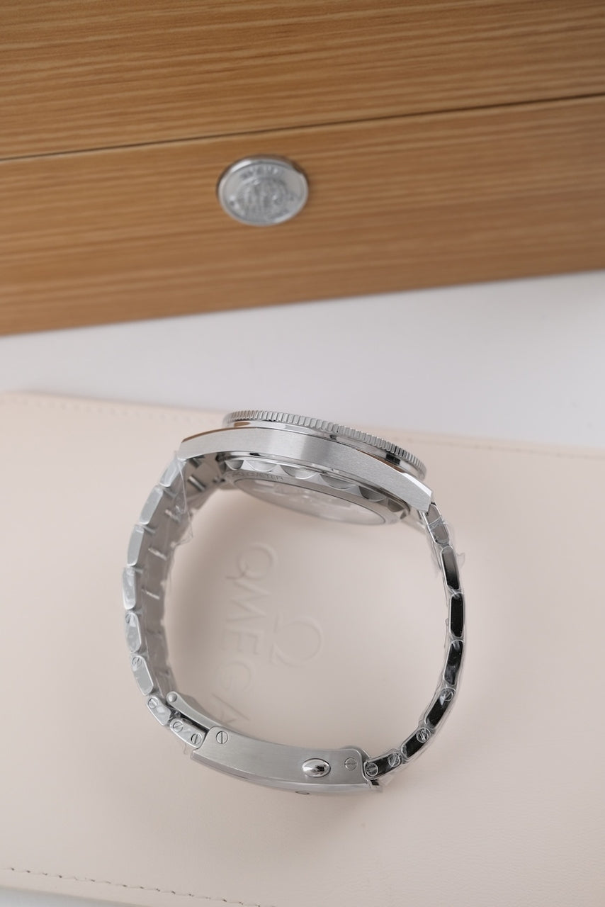 Omega Seamaster 300 23430412101001 - Detailansicht 5