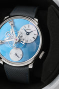 Load image into gallery viewer, MB&F Legacy Machine LM101 LM1-0100-10-002 - Detailed view 6
