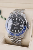 Bild in Galerie-Betrachter laden, Rolex GMT-Master II 126710BLNR - Detailansicht 2
