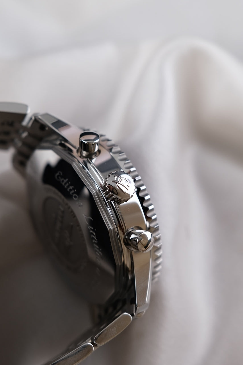 Breitling Navitimer 1884  A2135024/BE62 - Detail view 11