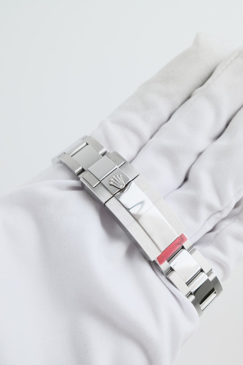 Rolex Yacht Master 37 268622 - Detailed view 7