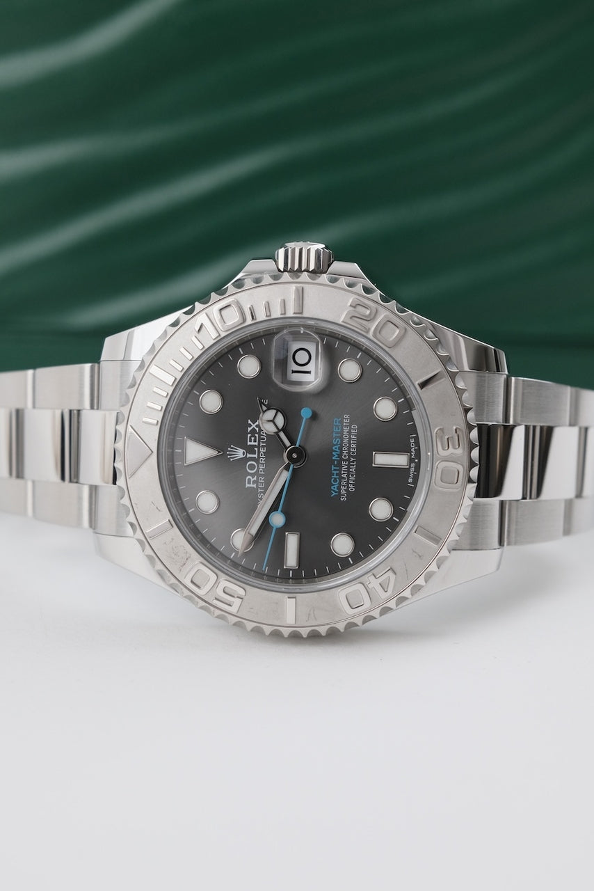 Rolex Yacht Master 37 268622 - Detailed view 3