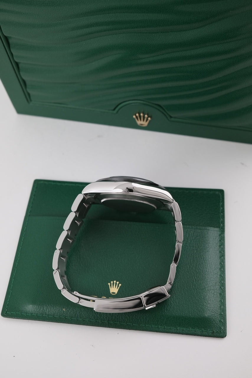 Rolex Daytona Panda 116500LN - detailed view 6