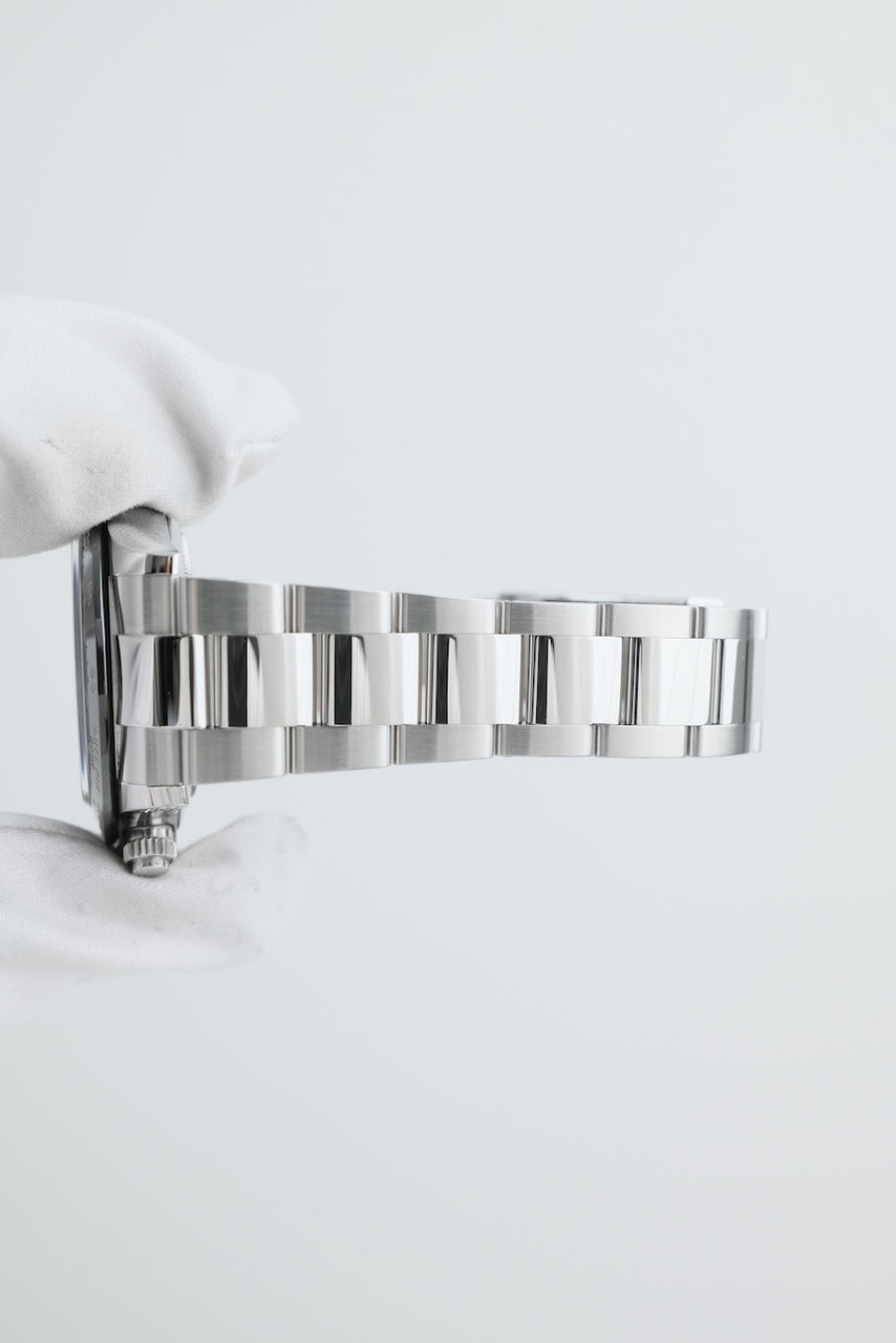 Rolex Daytona Panda 116500LN - detailed view 8