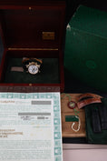 Bild in Galerie-Betrachter laden, Rolex Daytona 16518 - Papiere und oder Lieferumfang
