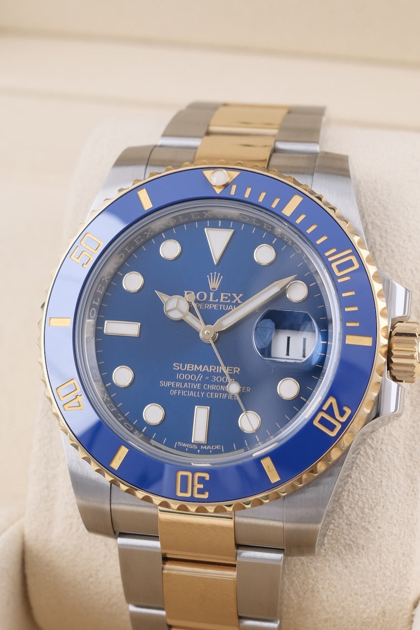Rolex Submariner Date 116613LB - Detailansicht 2