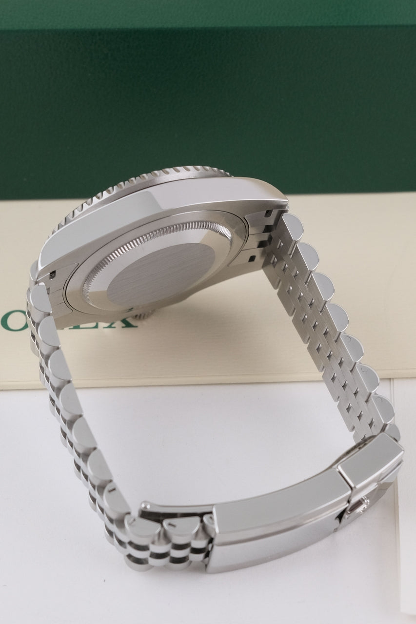 Rolex GMT-Master II 126710BLNR - Detailansicht 5