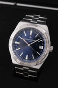Load image into gallery viewer, Vacheron Constantin Overseas 4500V/110A-B128 - Detailed view 1
