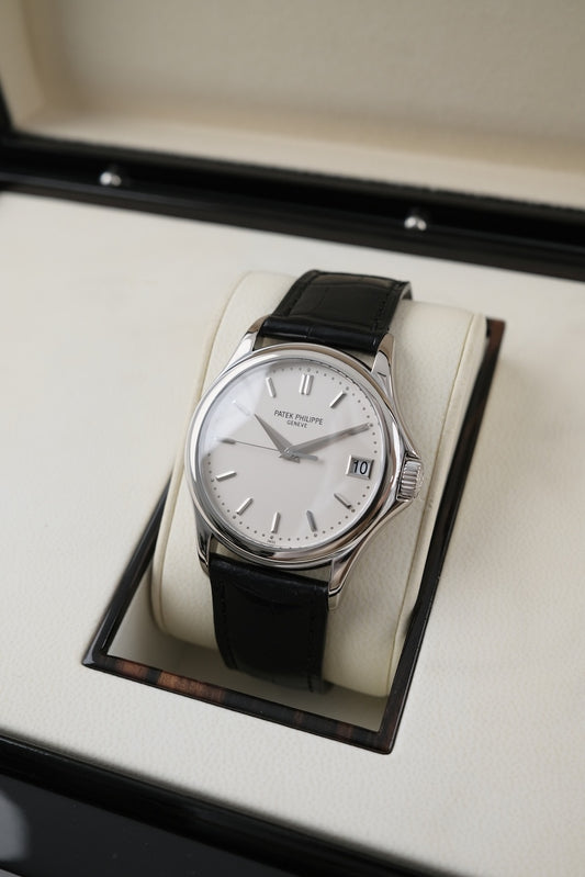 Patek Philippe Calatrava 5127G-001 - Detailansicht 1