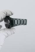 Load image into gallery viewer, Girard Perregaux Laureato 81005-32-3080-1CX - Detailed view 6
