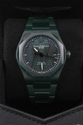 Load image into gallery viewer, Girard Perregaux Laureato 81005-32-3080-1CX - Thumbnail
