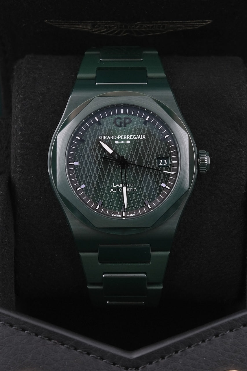 Girard Perregaux Laureato 81005-32-3080-1CX - Thumbnail