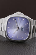 Load image into gallery viewer, Glashütte Seventies Panorama Date 23947131214 - Detailed view 1
