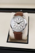 Załaduj obraz do przeglądarki galerii, Patek Philippe Calatrava 5212A-001 - Detailansicht 1
