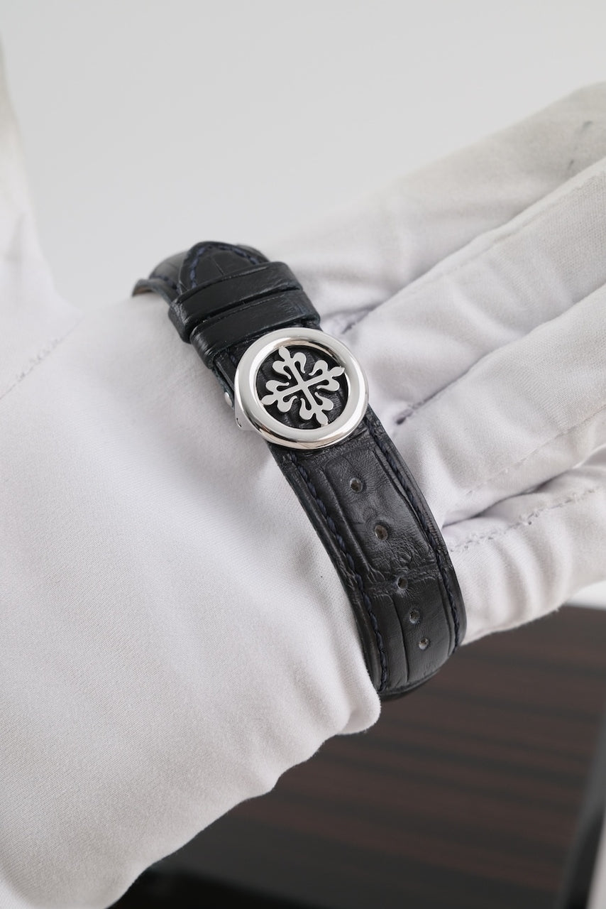 Patek Philippe Annual Calendar Chronograph 5960P - Detailansicht 7