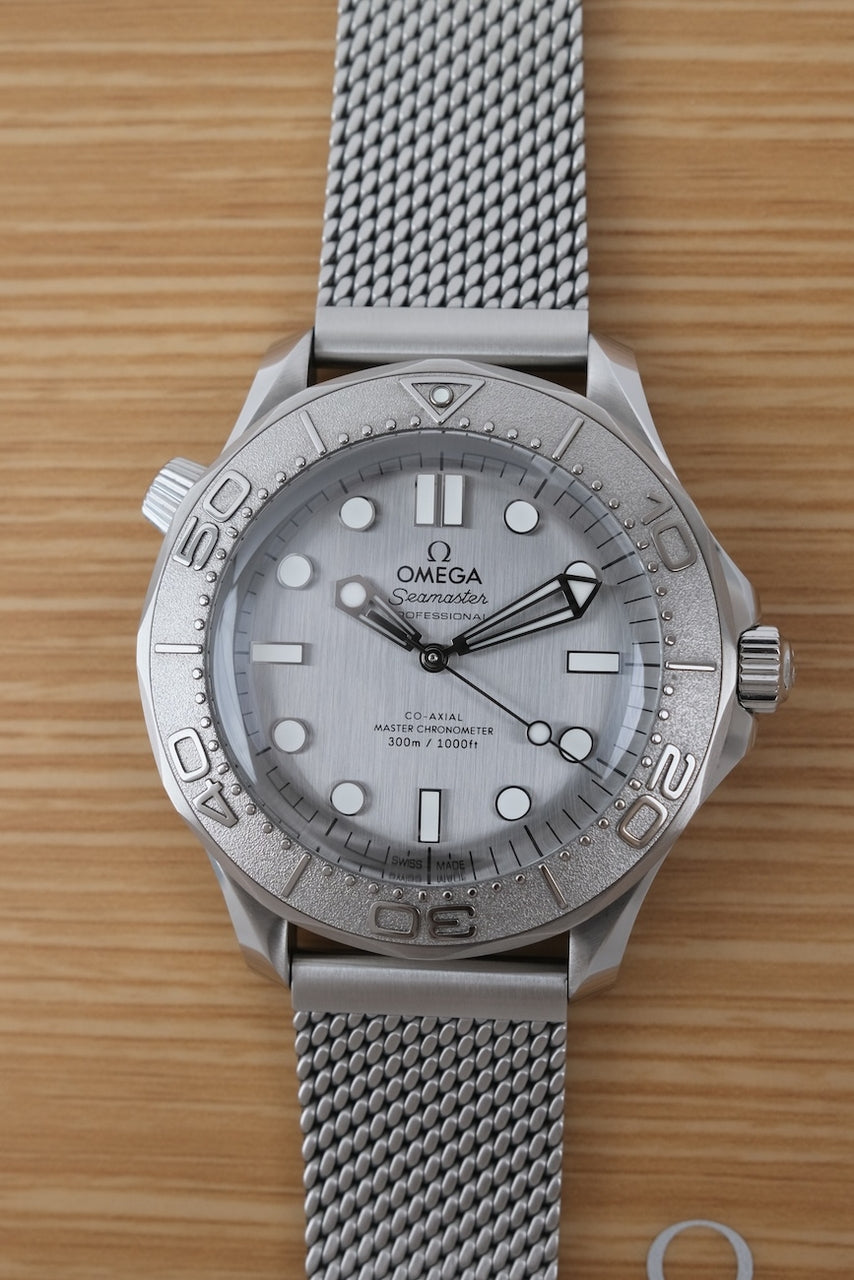 Omega Seamaster Diver 300M 210.30.42.20.06.002 - detailed view 5