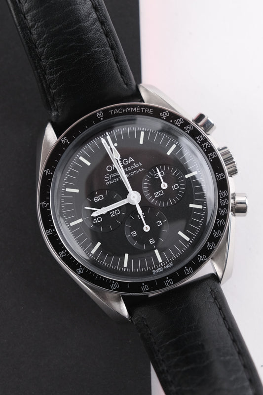 Omega Speedmaster Professional Moonwatch 31032425001001 - Main product image