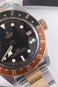 Bild in Galerie-Betrachter laden, Tudor Black Bay GMT 79833MN - Detailansicht 2
