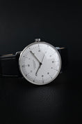 Bild in Galerie-Betrachter laden, Junghans Max Bill Automatic 027/3500.00 - Detailansicht 7
